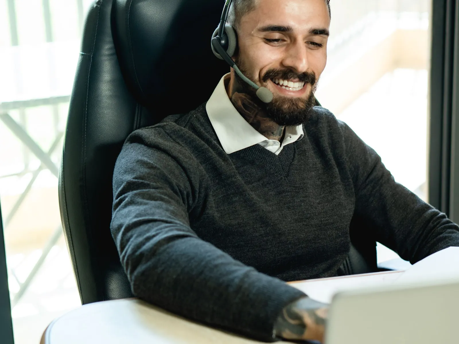 Best AI customer service chatbots in 2026: 14 tools compared
